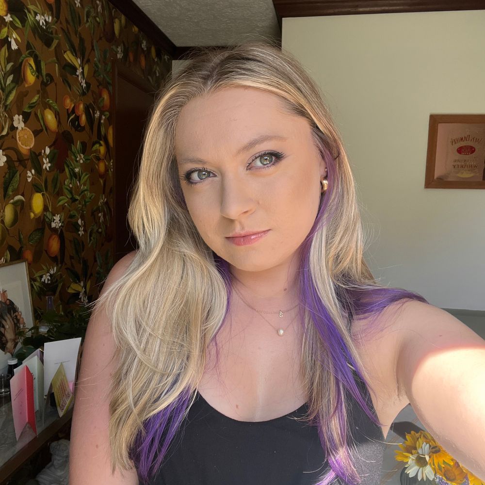 Sarah Cavender 🗞️
