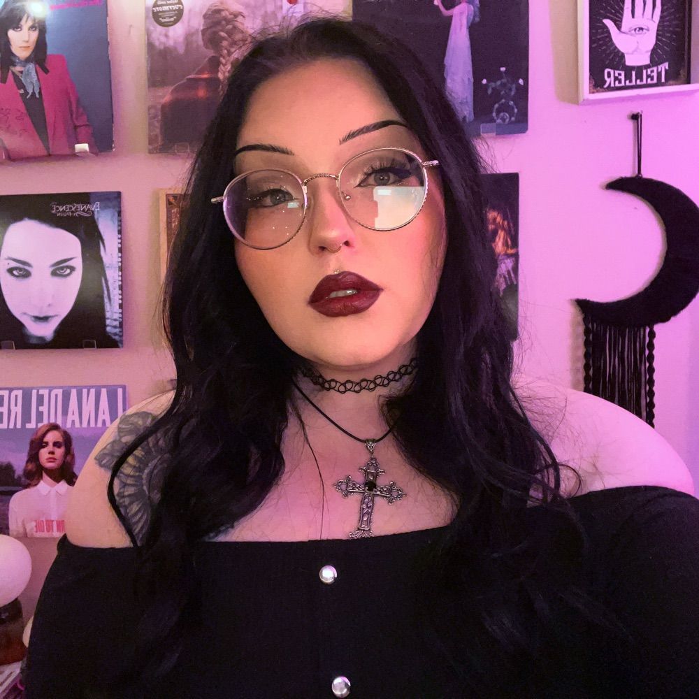 𝔊𝔬𝔱𝔥 𝔖𝔭𝔦𝔠𝔢