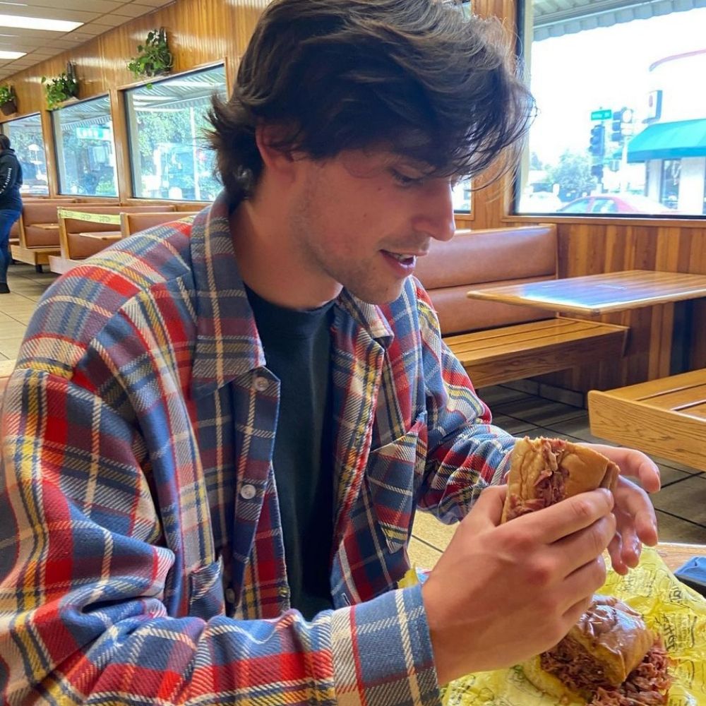 neve | charlie rowe ceo