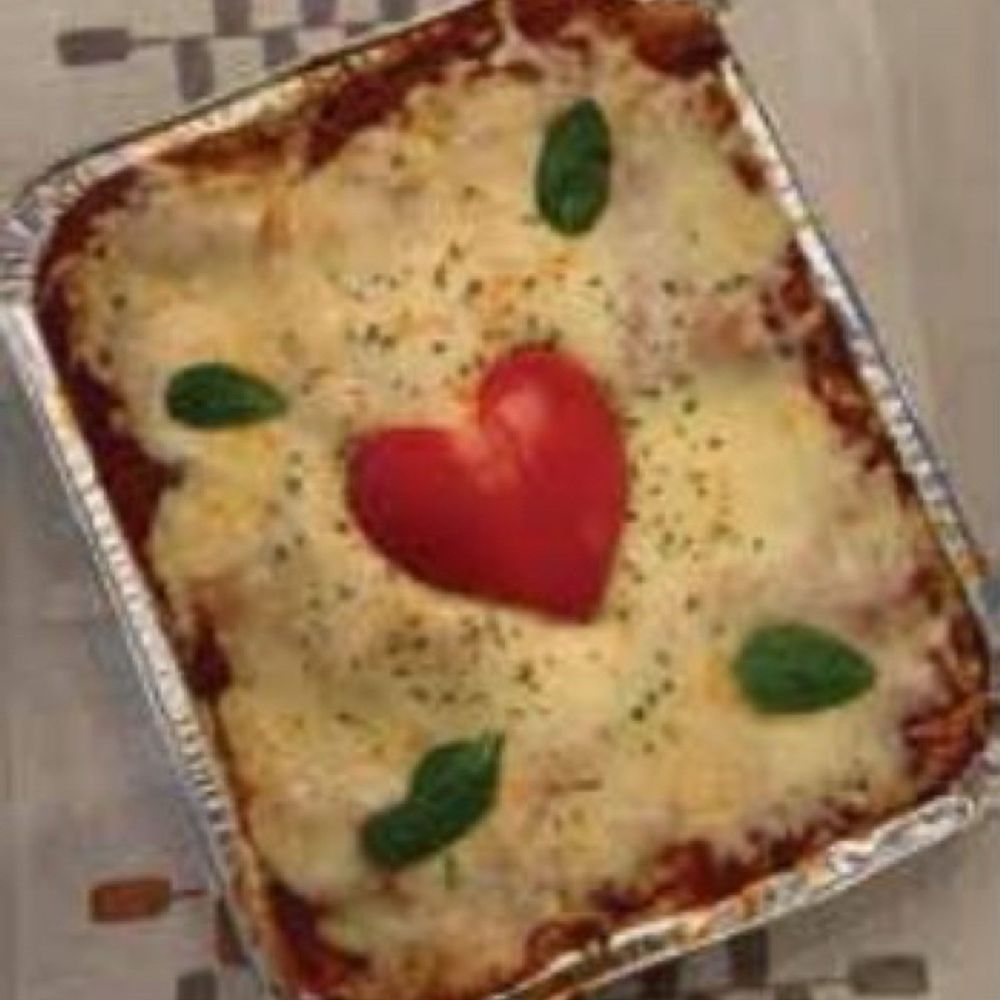 Profile picture lasagnalove.bsky.social