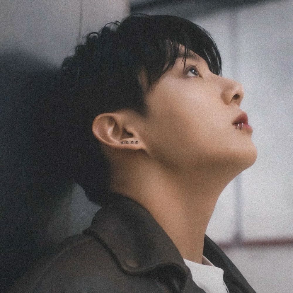 still with you ♛ ⁷ ☽