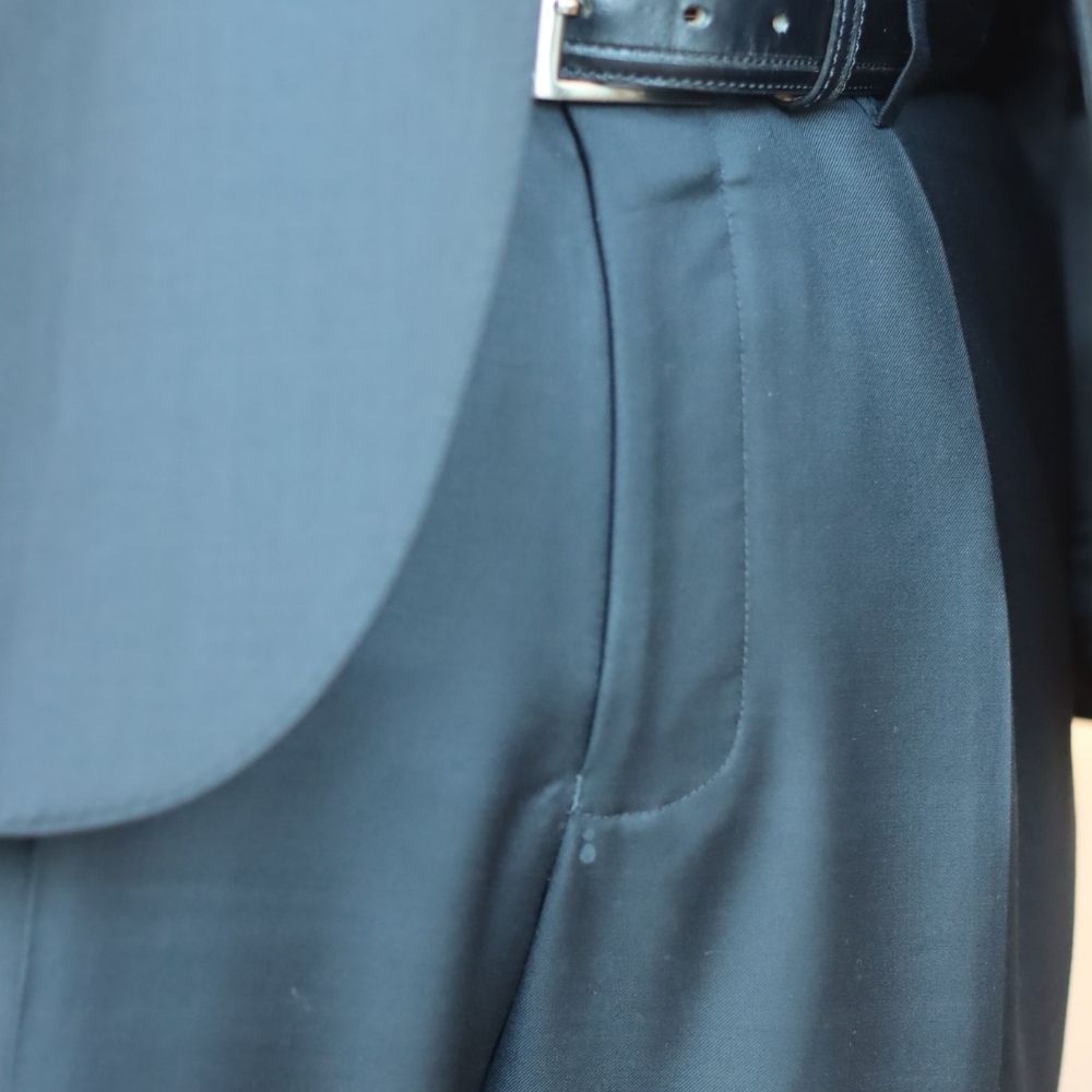 suit125