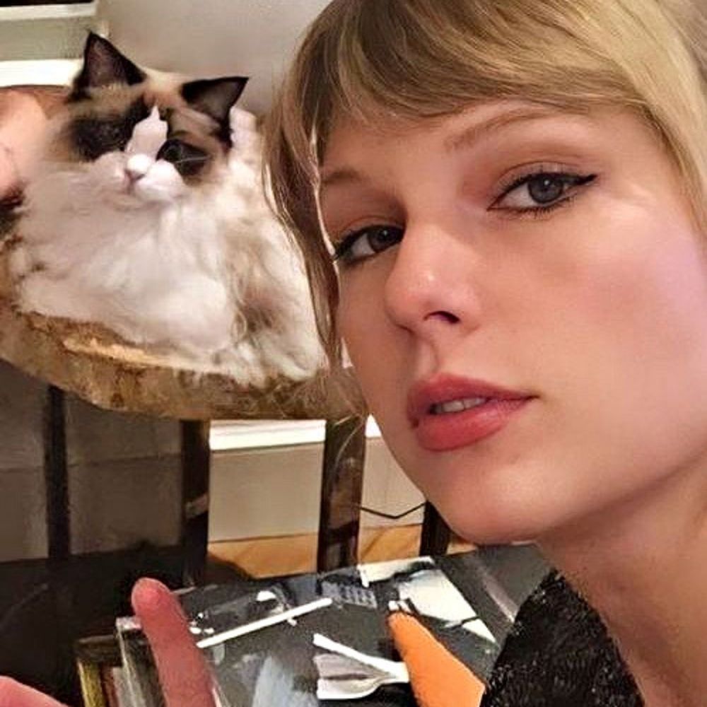 soso Ψ viu a taylor
