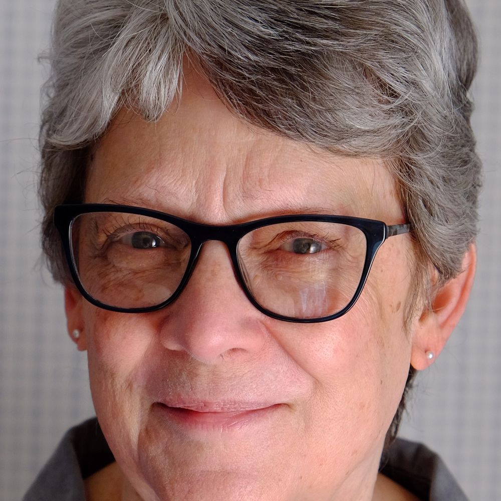 Linda Mills Woolsey