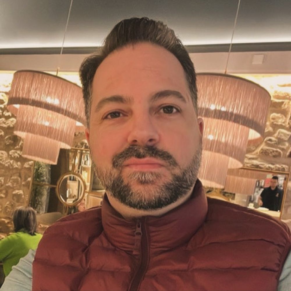 Daniel González