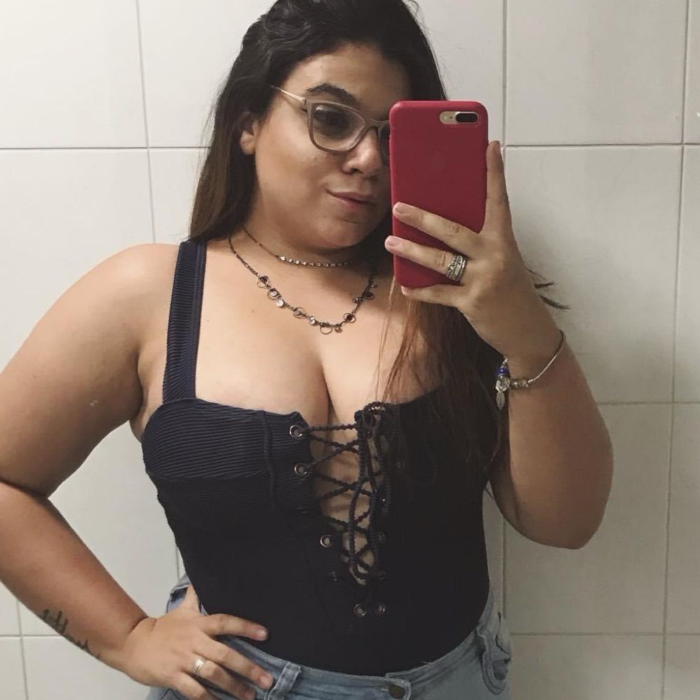 Erika Abacaxi 🍍