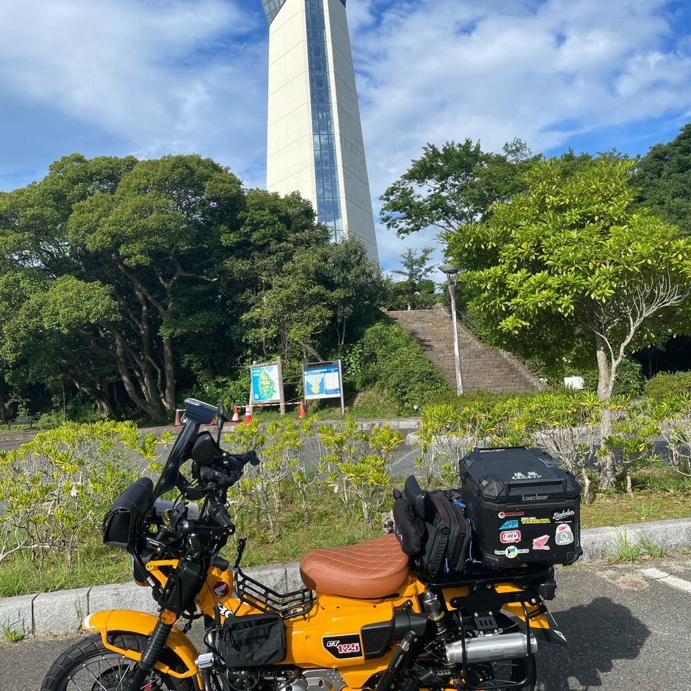 kサン