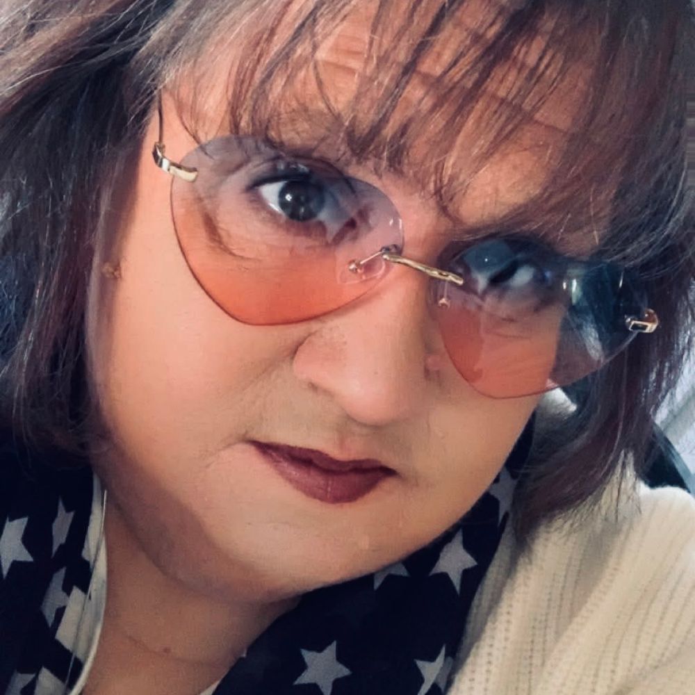 🦋Debra Laurie Surman🇺🇸 🇨🇦 🇺🇦 ☮️ 🐈‍⬛