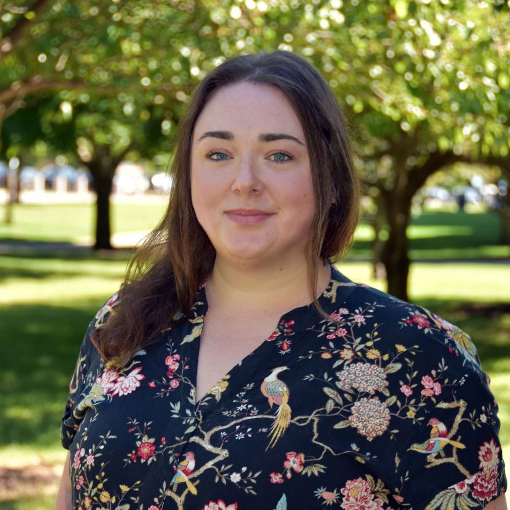 Maura R. Kraemer (she/they)