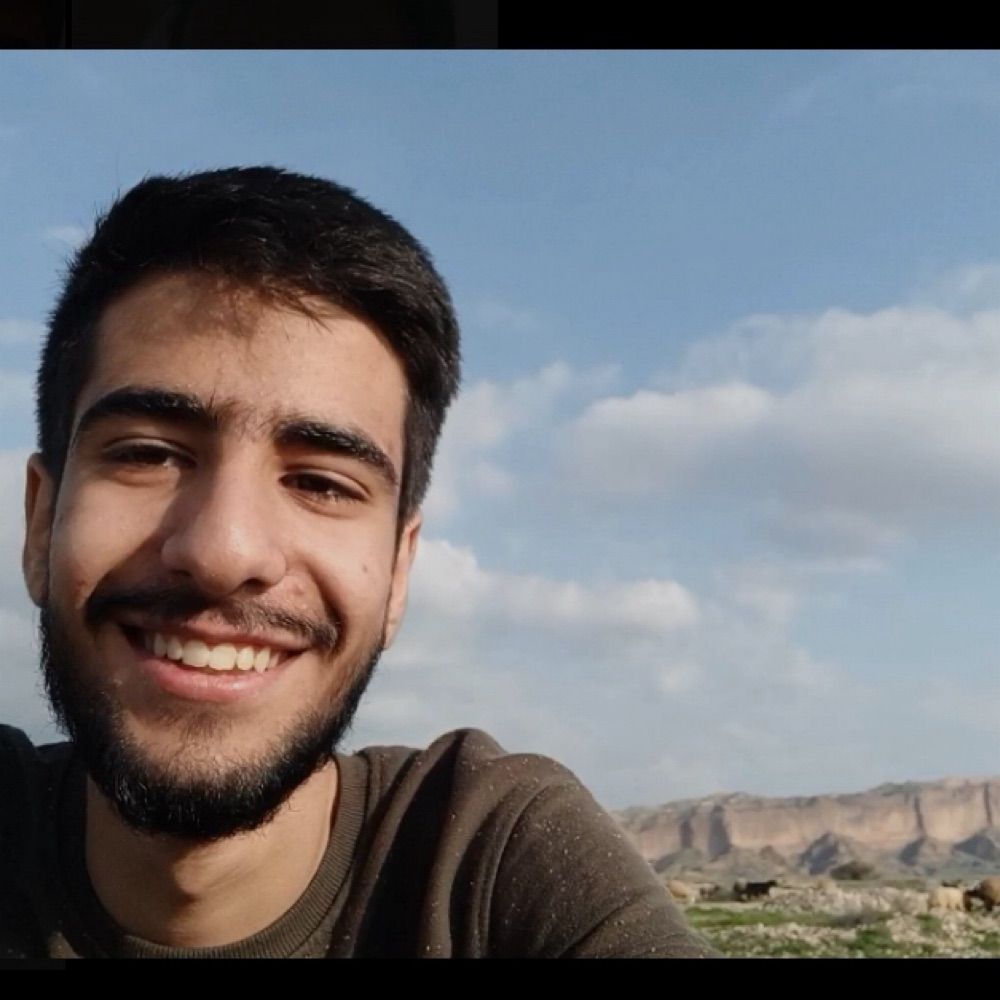 شاید keyumars اینجاست!