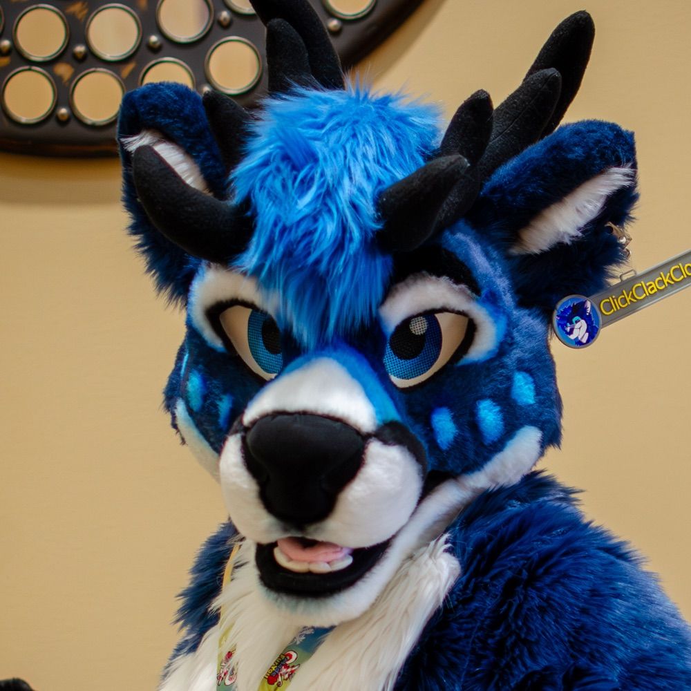 🦌Click-Clack!💙