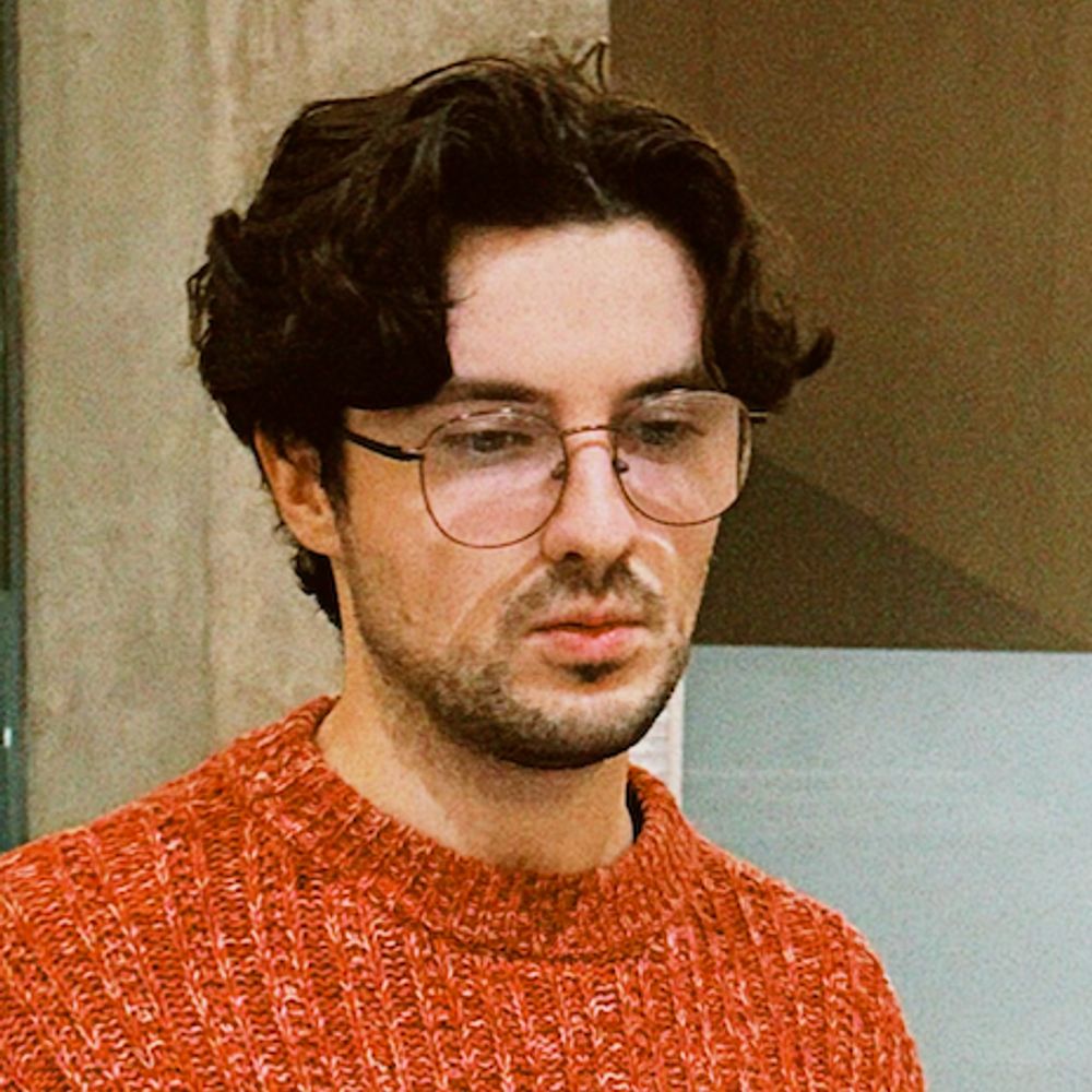 Elliot Peters