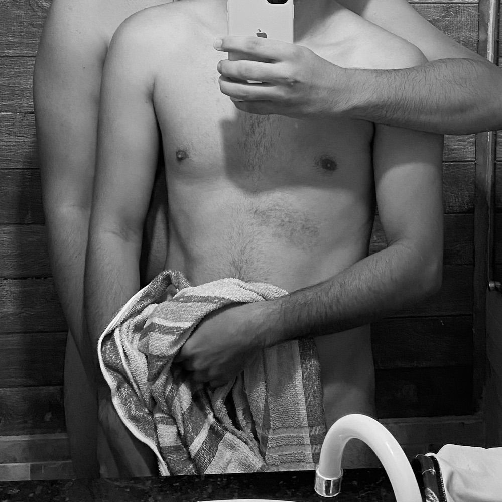 Casal de novinhos 🍆🍑🔥