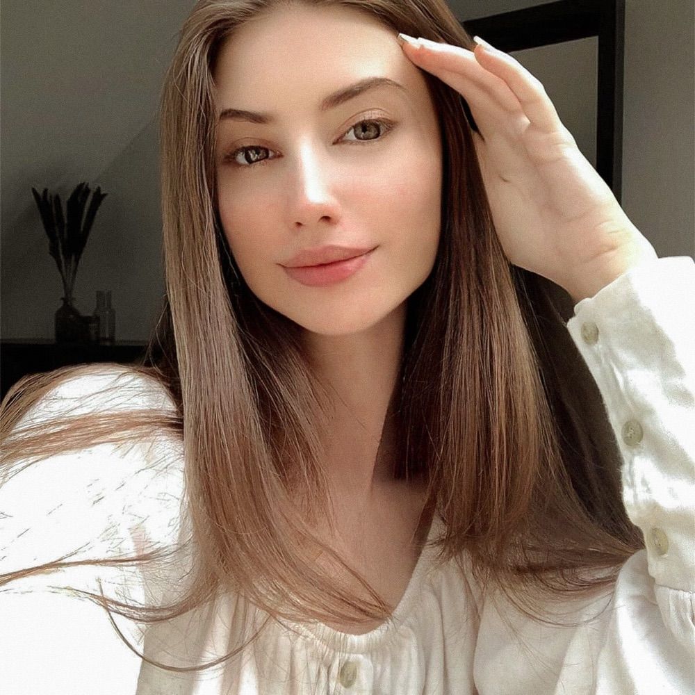 𝑺𝒂𝒓𝒂𝒉 ☕️