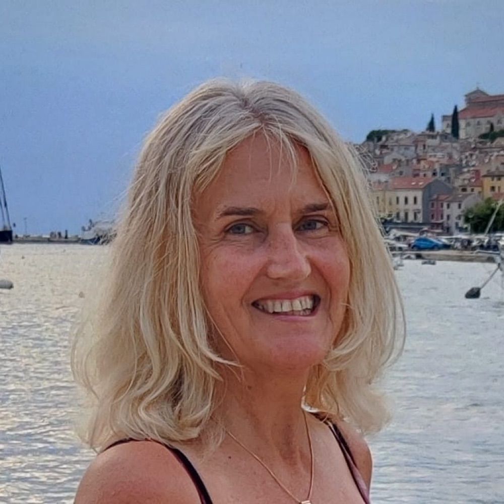 Helen Ray