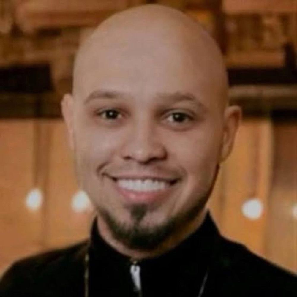 Alvaro Santos