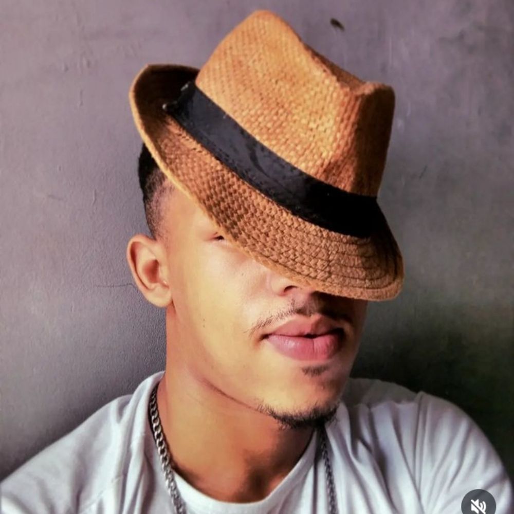 Yequiel Santos Oficial
