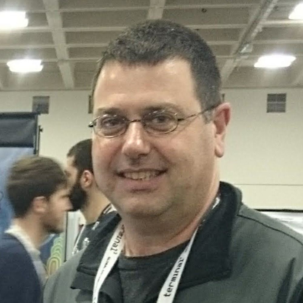 Amos L