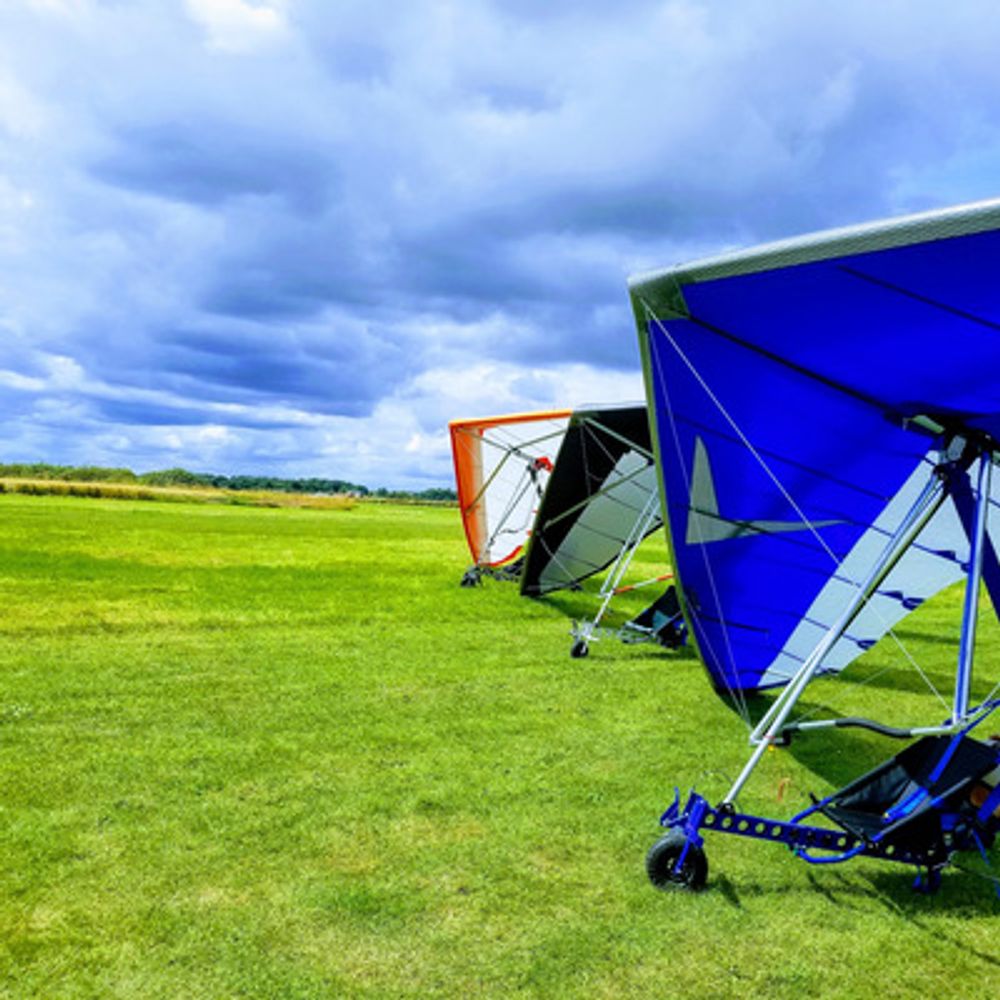 Avian Hang Gliders