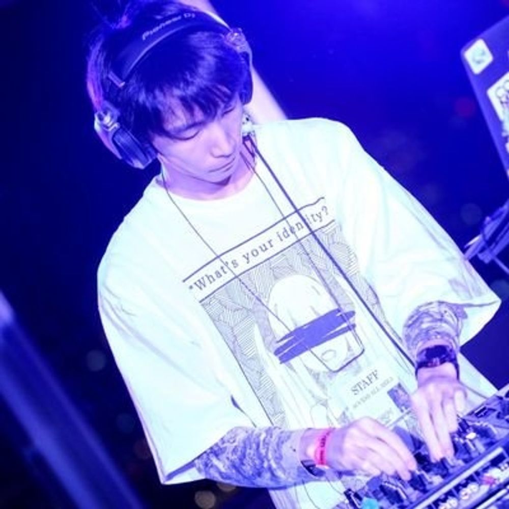 STANGUNはボカロ専門DJ