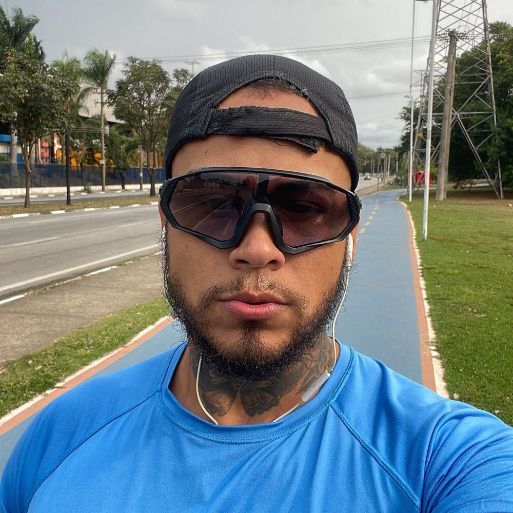 XHeron 🏳️‍🌈🥸🏐
