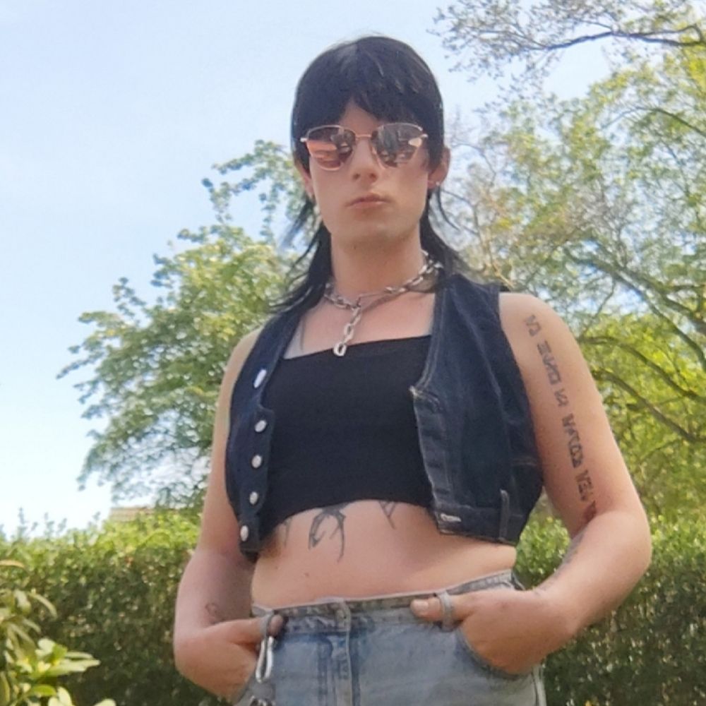 Cassie Tarabiscoté*e (sie/ihr, they/them)