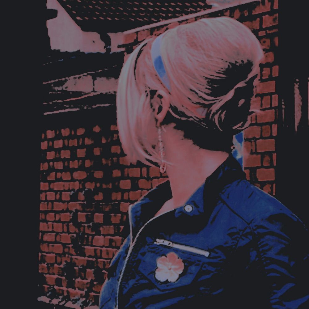 𝐑𝐎𝐒𝐄 𝐓𝐘𝐋𝐄𝐑
