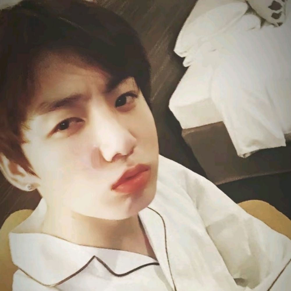 𝗠𝗘𝗜 𝗠𝗘𝗜 ‼️ — ᵠᵘᵉ ᵃᵐᵃ ᵒ ᶜᵒʳⁱⁿᵗʰⁱᵃⁿˢ ☭