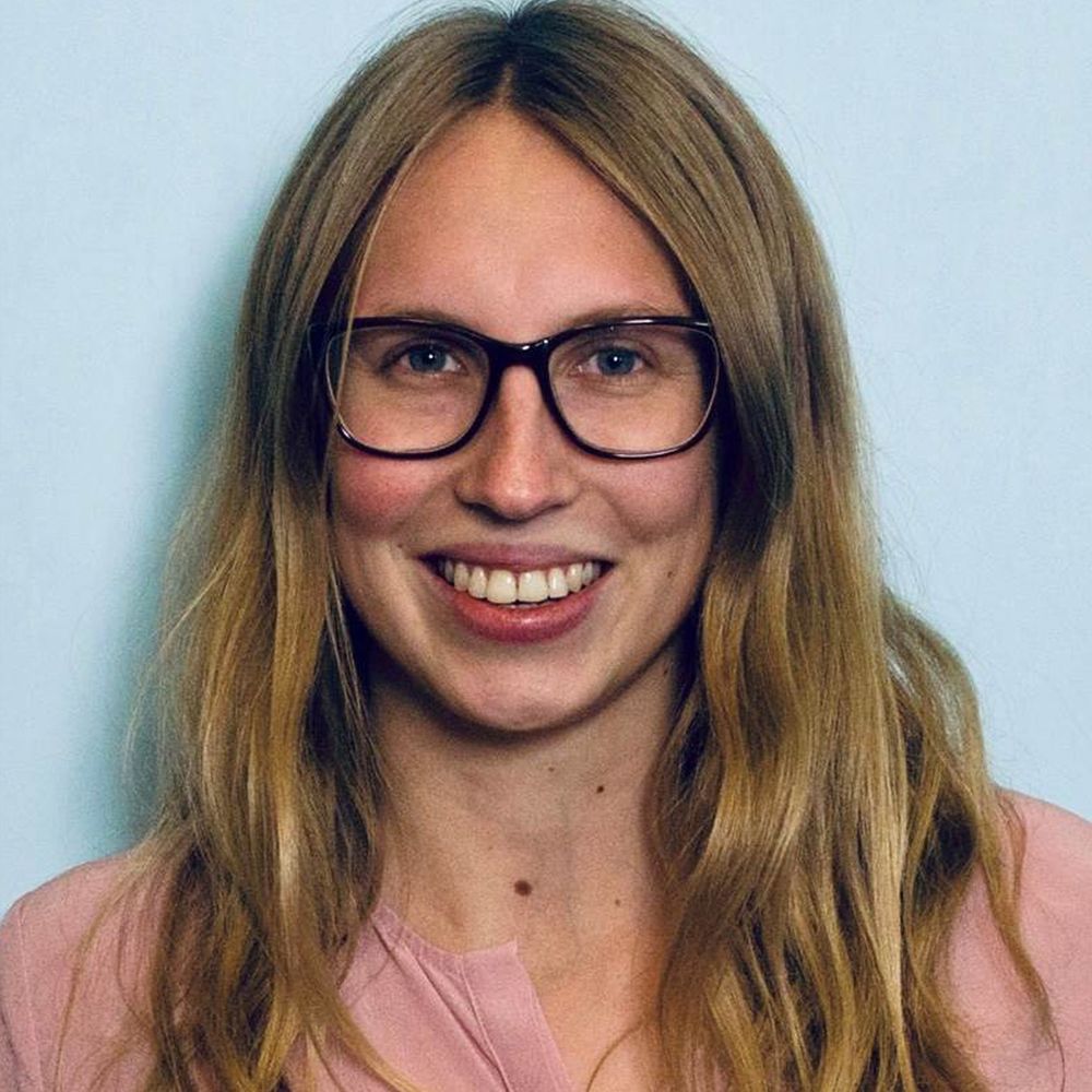 Dr Hester Hanegraef