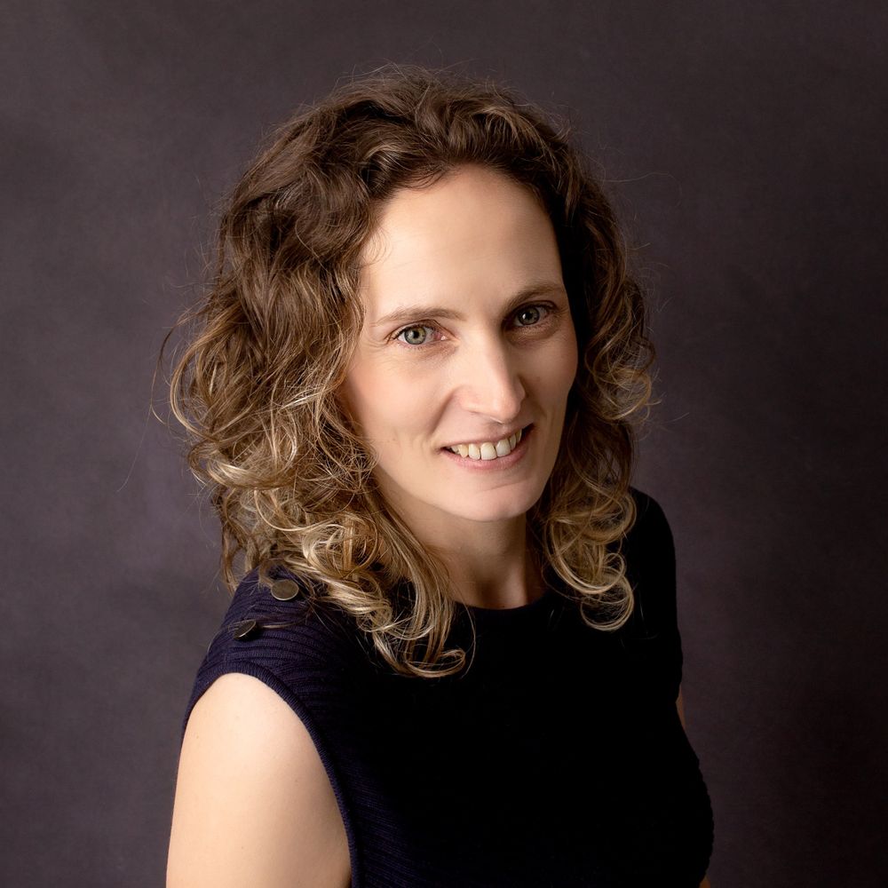 Dr Maria Leahy 