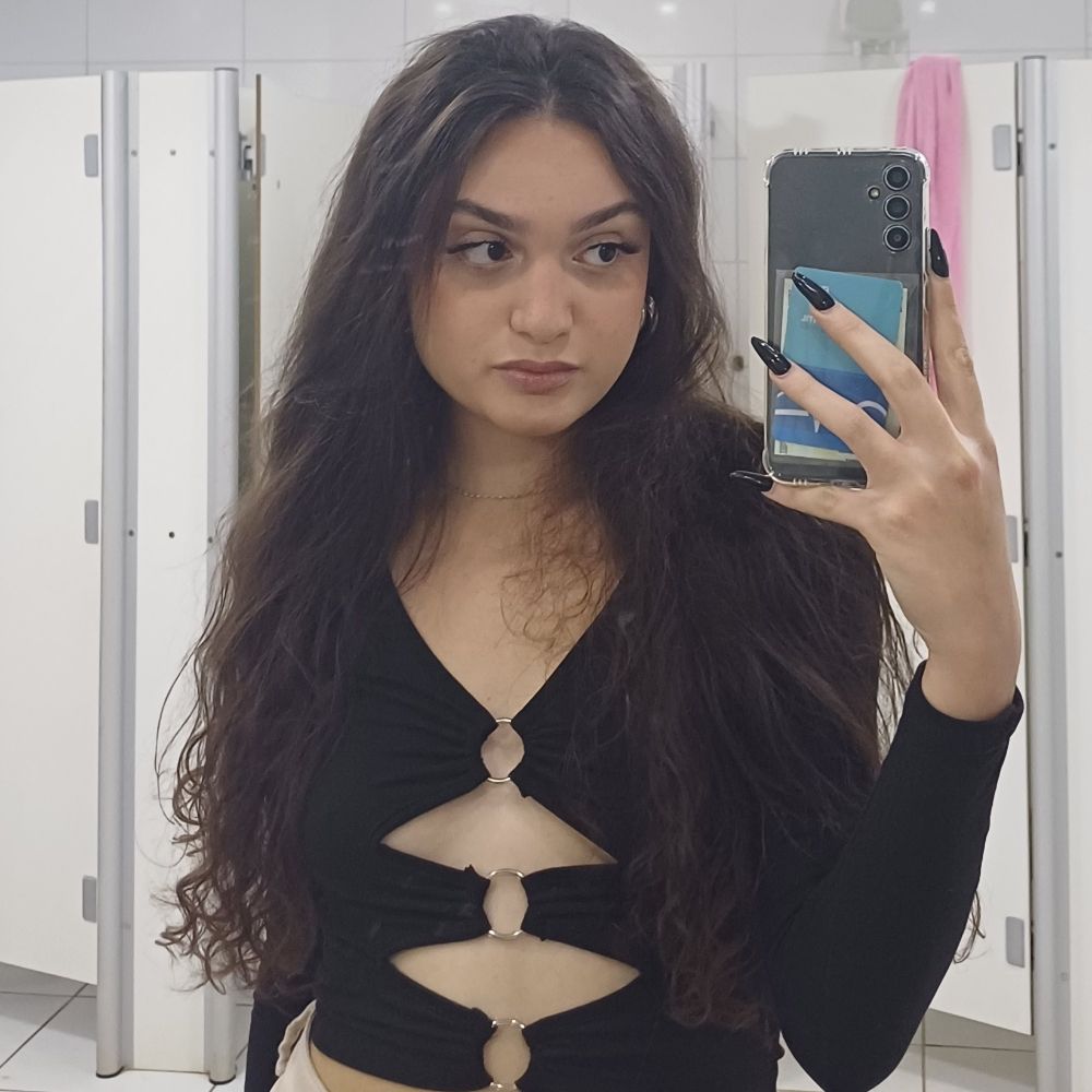 júlia