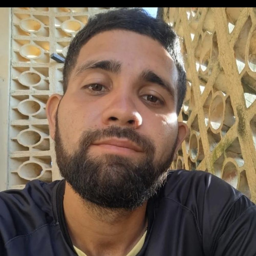 Adriano Souza 