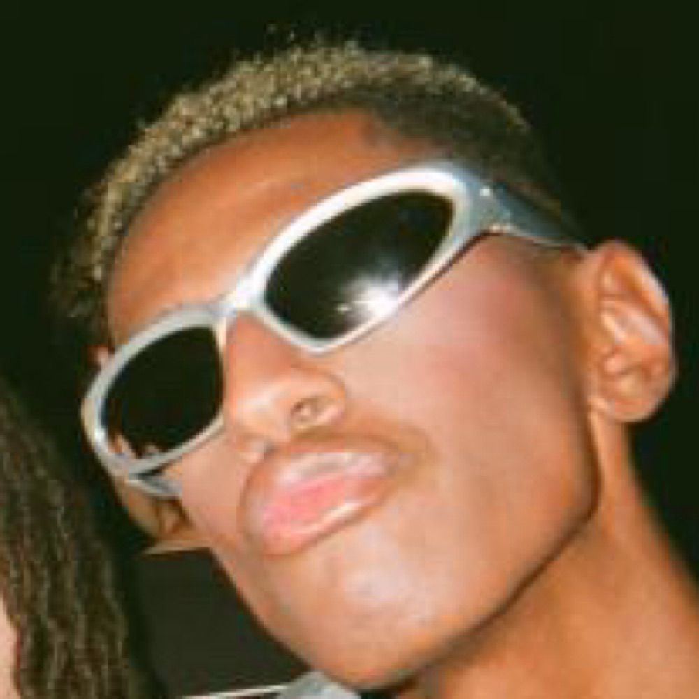 dee