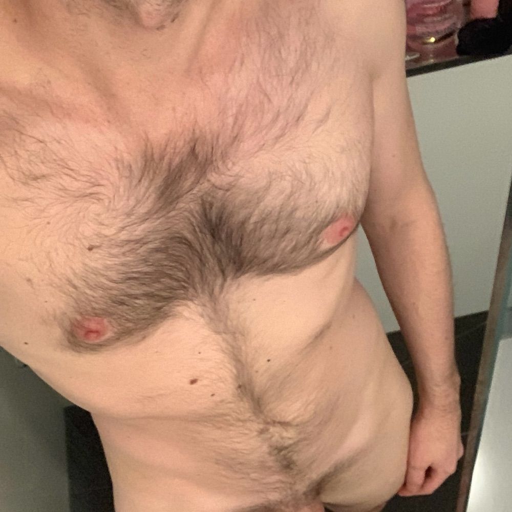 Horny Aussie Top