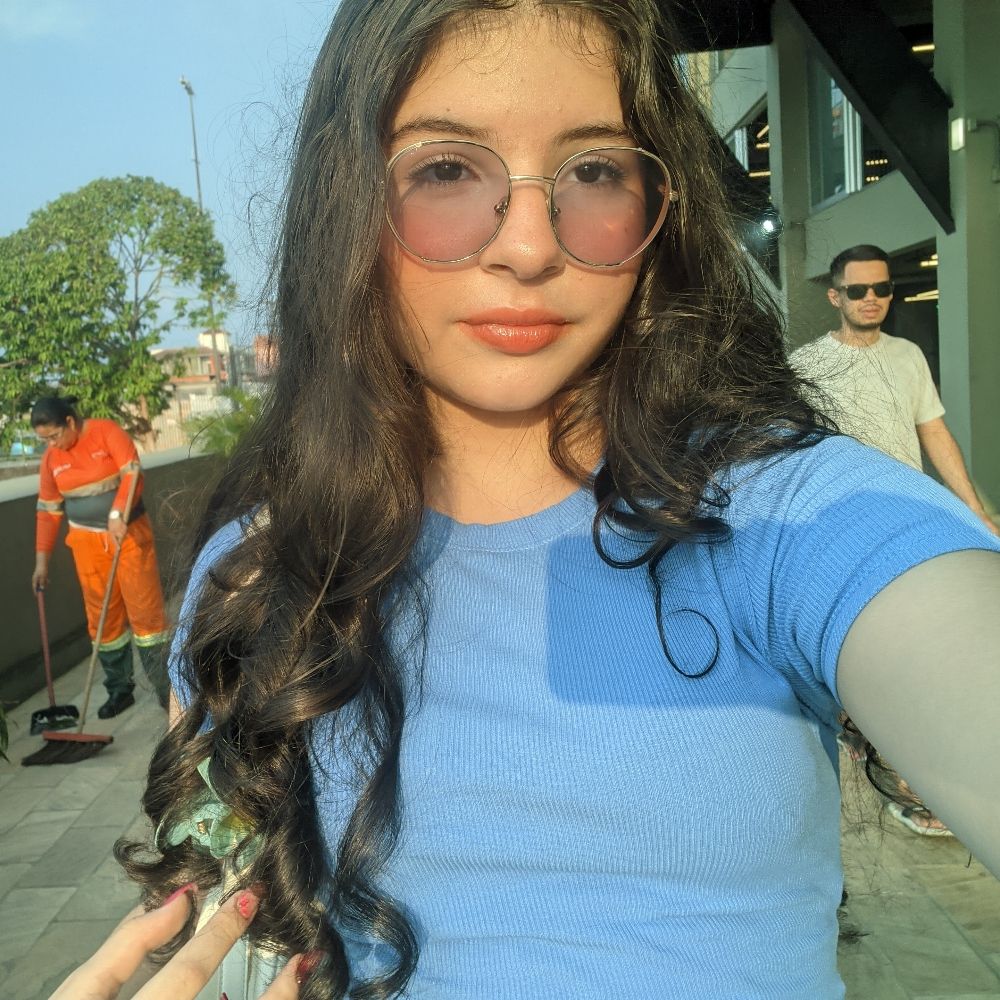 Isa Santos 