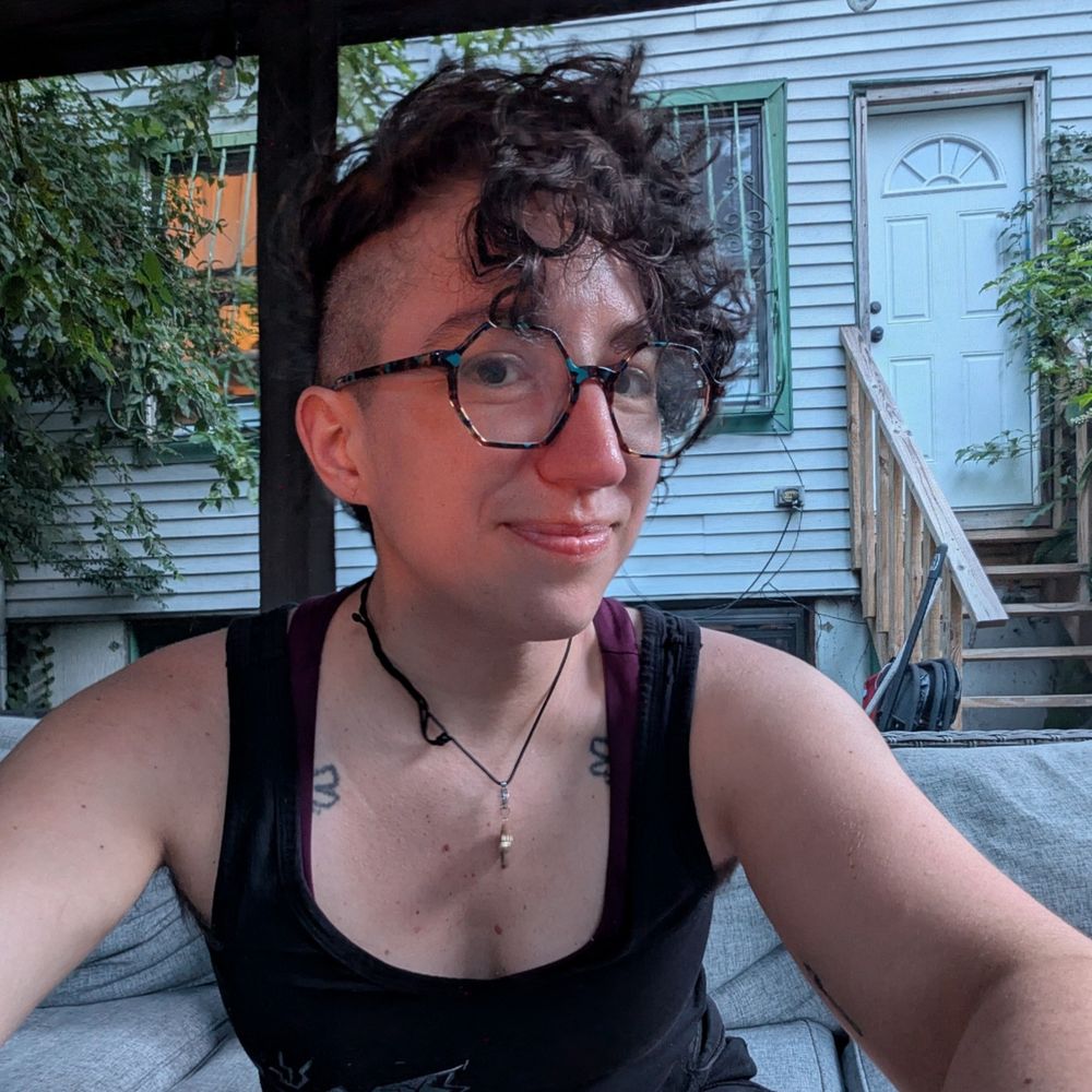 Superdillin (Mirror your pronouns)