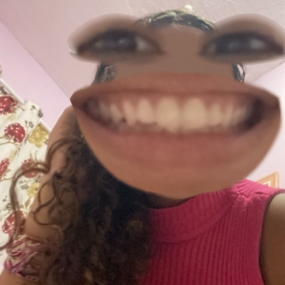 Suvis aqui tá 💋😝