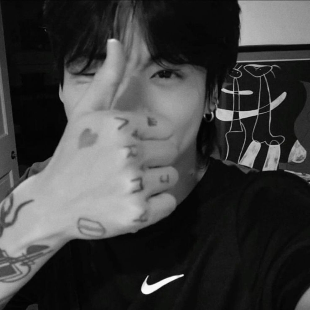 aly ★