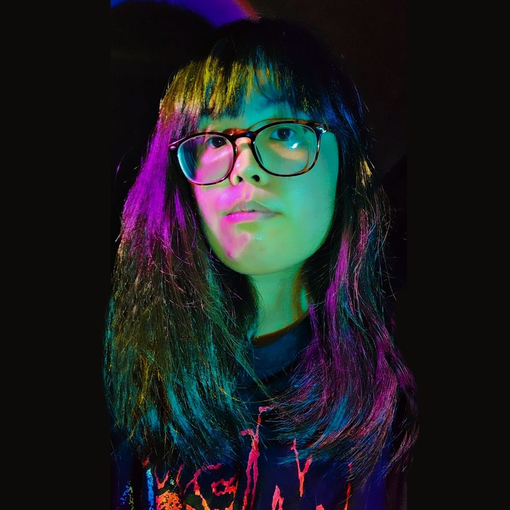 Mayumi (new here)