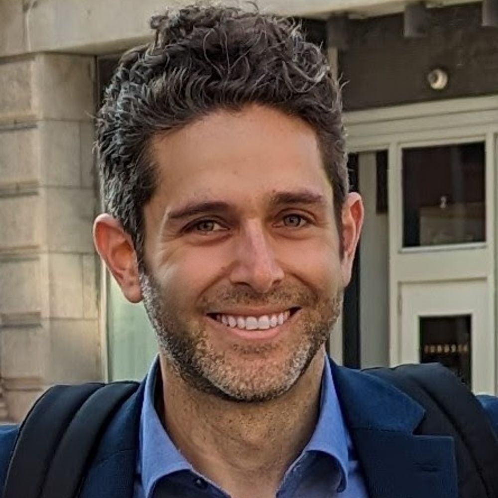 Max Ghenis
