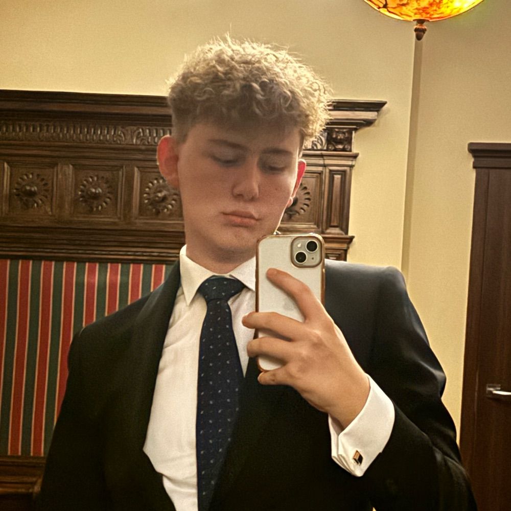 Maciej Karczewski (he/him)