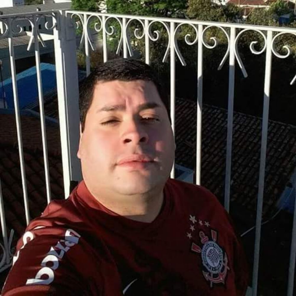 Alexandre Aniceto. 