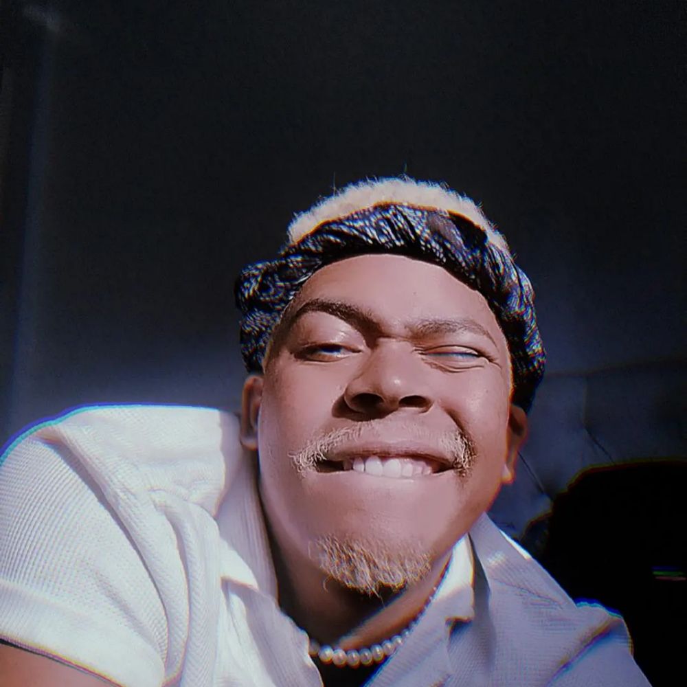ϟ ℂ𝕠𝕨𝕓𝕠𝕪 ℂ𝕒𝕣𝕝𝕠 ϟ