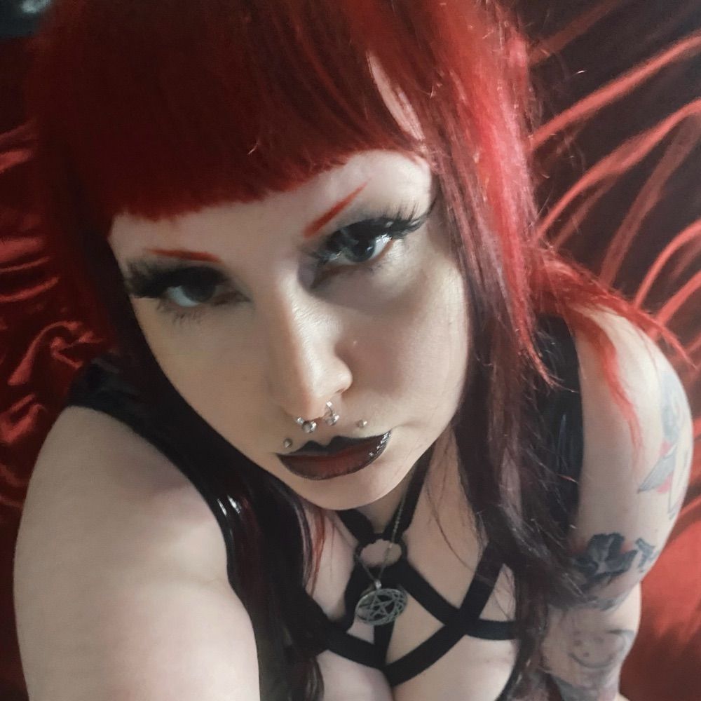 Lunarmoonwitch