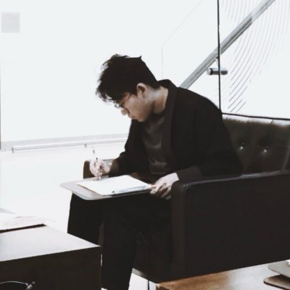 Wesley W. Qian 錢尉