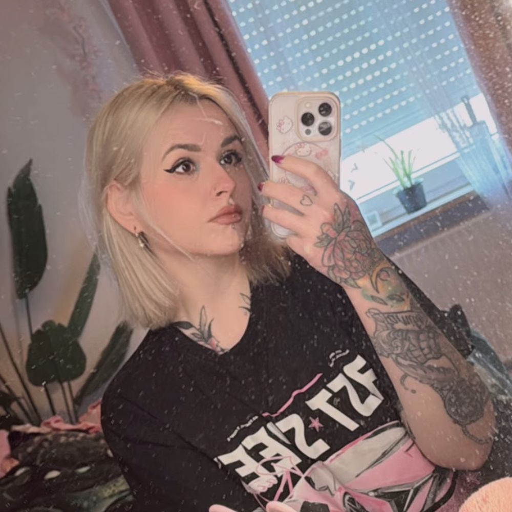 ❥ 𝚢𝚘𝚞𝚛 𝚏𝚊𝚟𝚘𝚛𝚒𝚝𝚎 𝚟𝚒𝚕𝚕𝚊𝚒𝚗