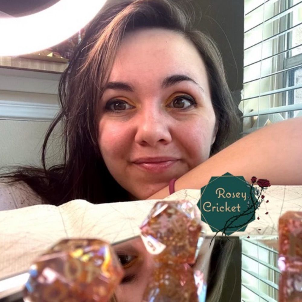 Rosey Cricket || Dice Artist & Digital Artist