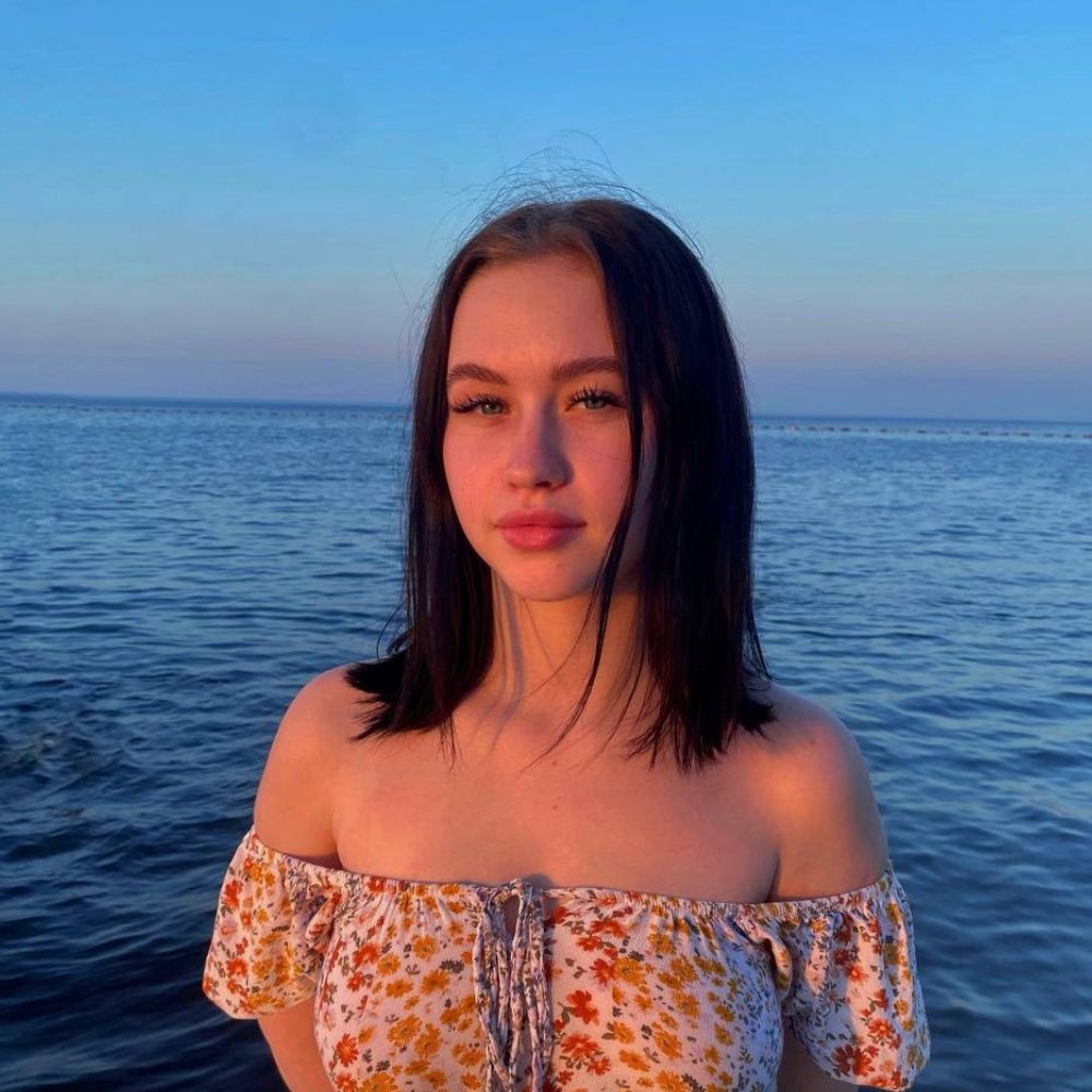 Bella