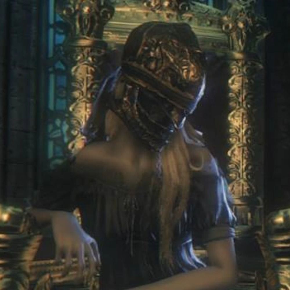 Tarnished Mia