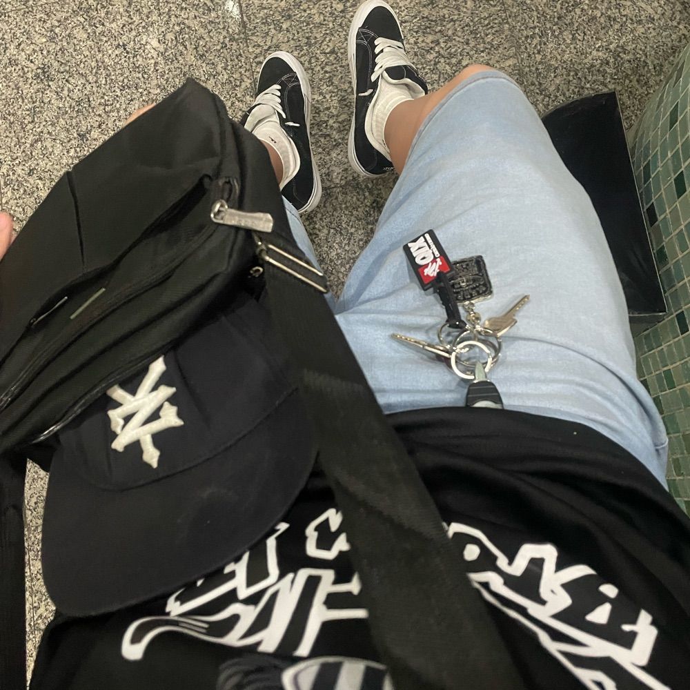 ♰